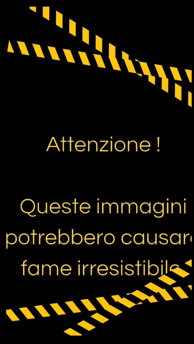 Attenzione ⚠️ Queste immagini potrebbero causare fame irresistibile 🤤....#cibobuono #foodporn #photo #pizzalover